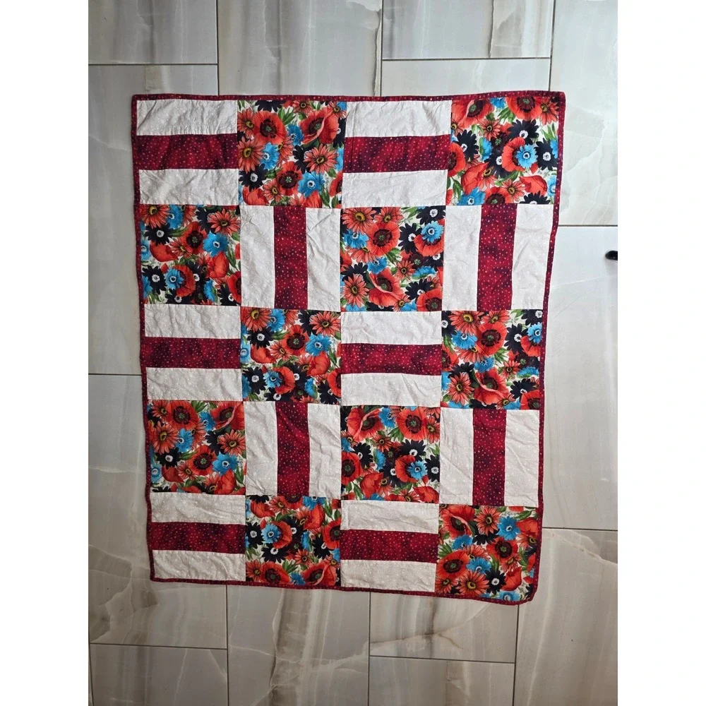 Heritage Springs Handmade Floral Patchwork Quilt Red White Blue Poppy 43x35 W1